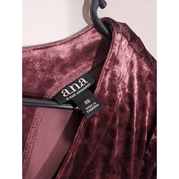 a.n.a A new Approach Women Marroon Velvet Bell Sleeves Dress XS Vamp Whimsigoth - Picture 2 of 8